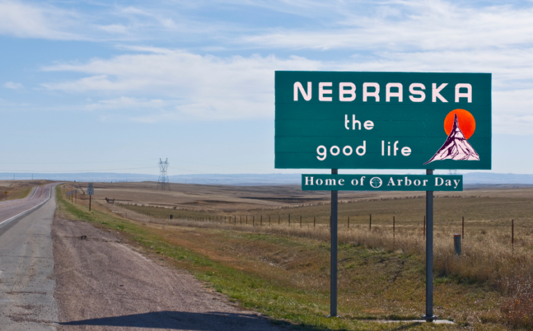 Read more about the article Deserting the Life I Knew; Amateur Hour in Nebraska